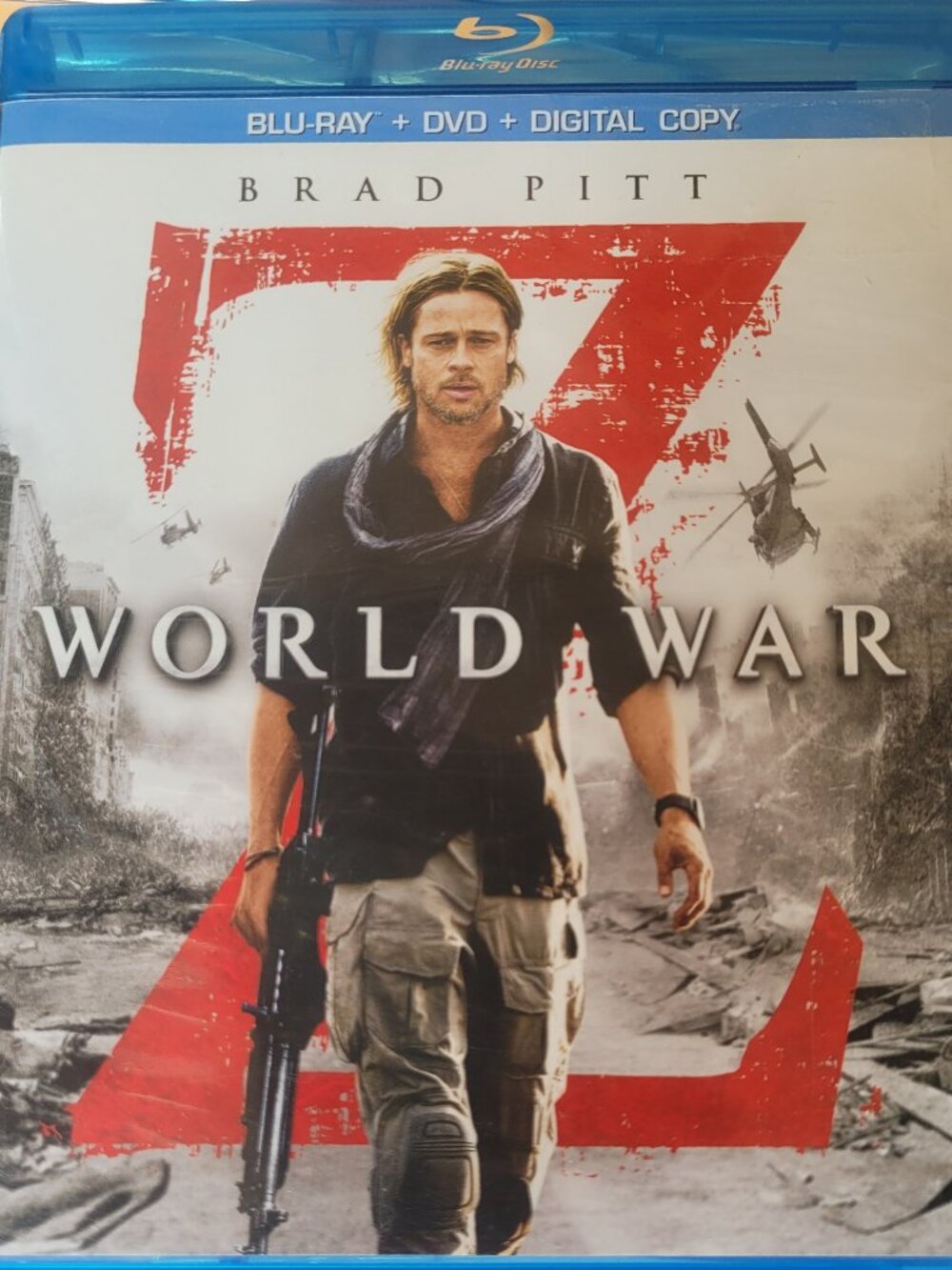 World War Z movie DVD Blu-ray Set Brad Pitt Zombies